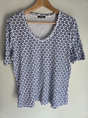 OLSEN Blue Floral Print V-Neck Top